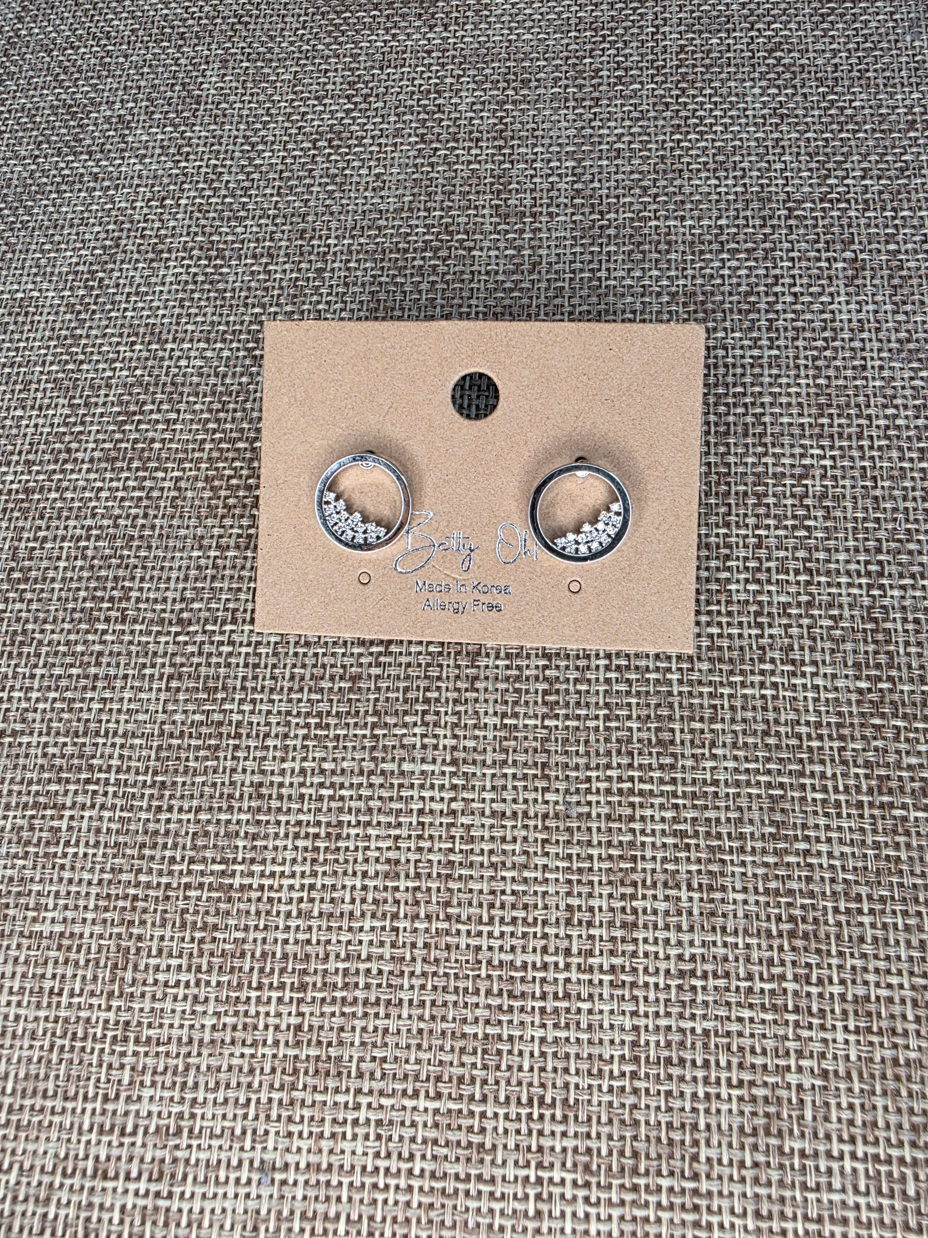 Circle Earrings