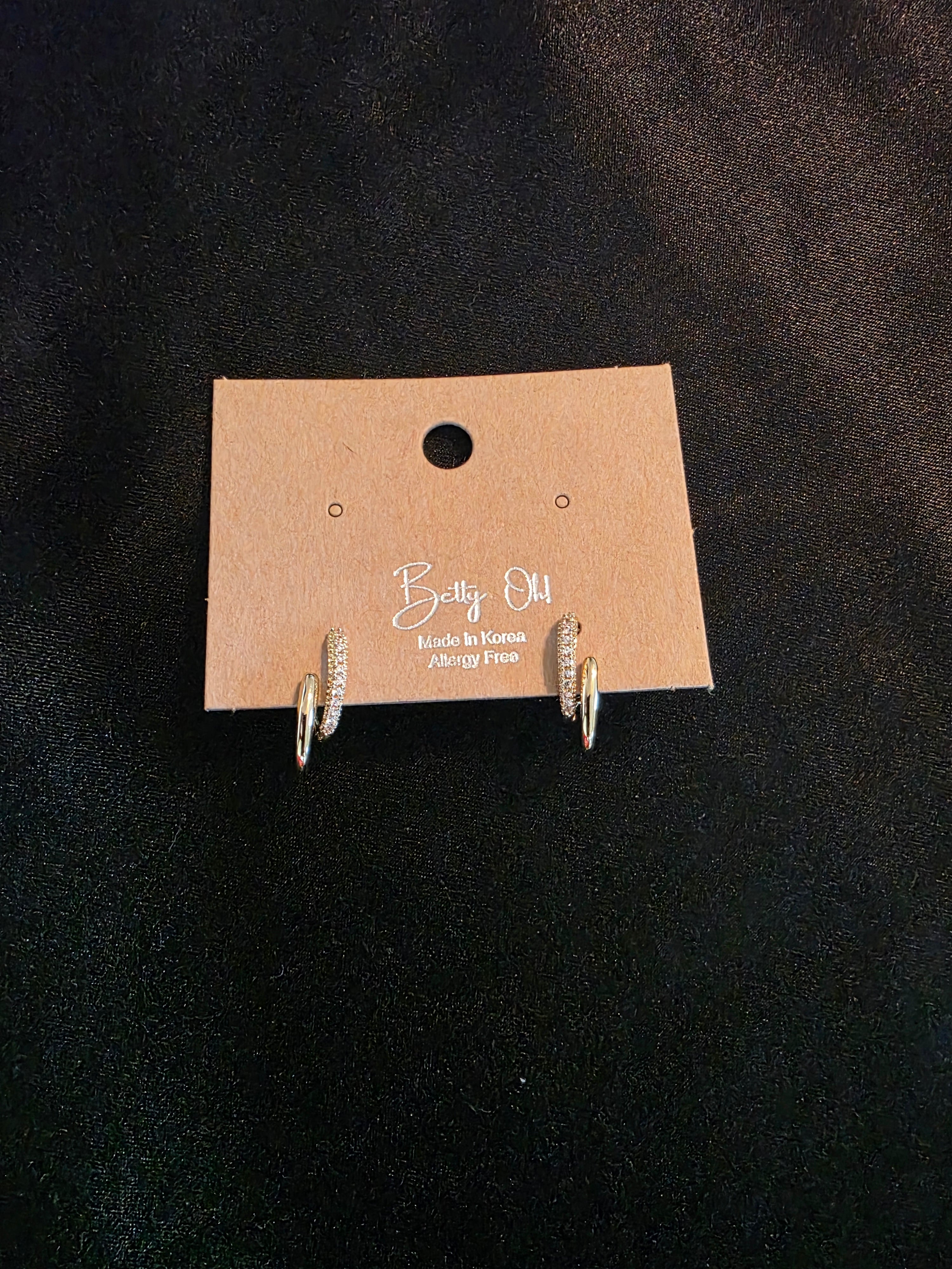 Textured hoop earrings